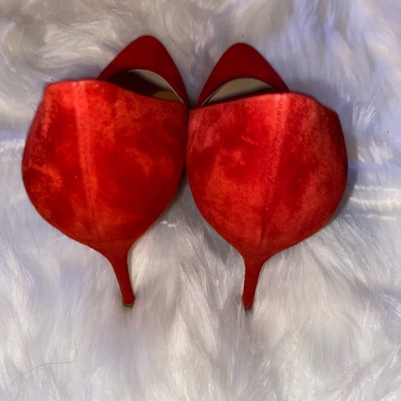 NEW Christian Louboutin Red Sueded Pumps Size 39.5 - Picture 4 of 13